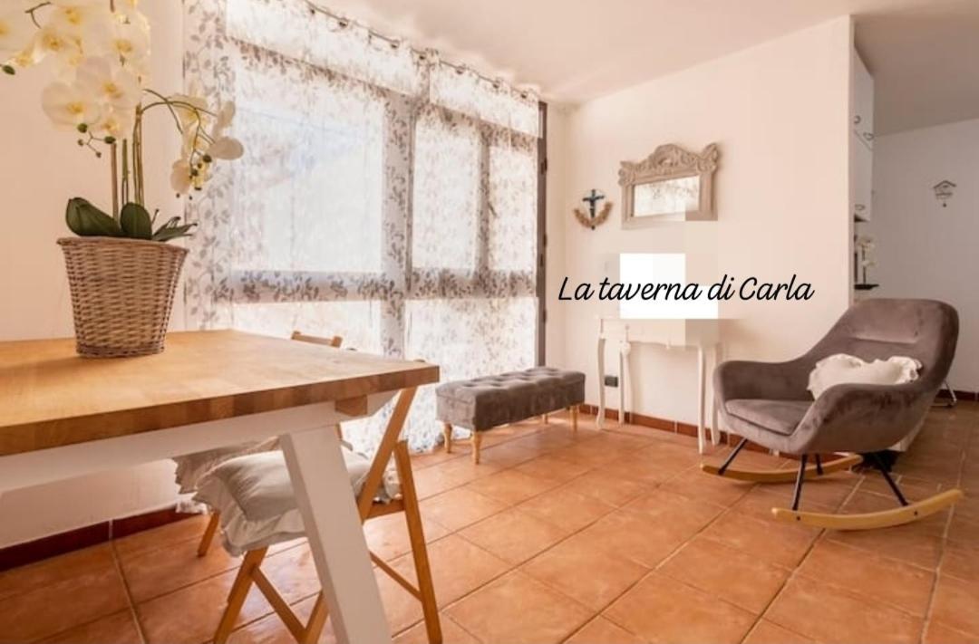 La Taverna Di Carla Порто Торес Екстериор снимка